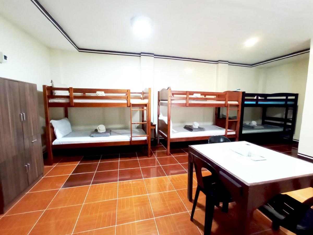 B&J Guesthouse And Tours Tagbilaran City Ngoại thất bức ảnh