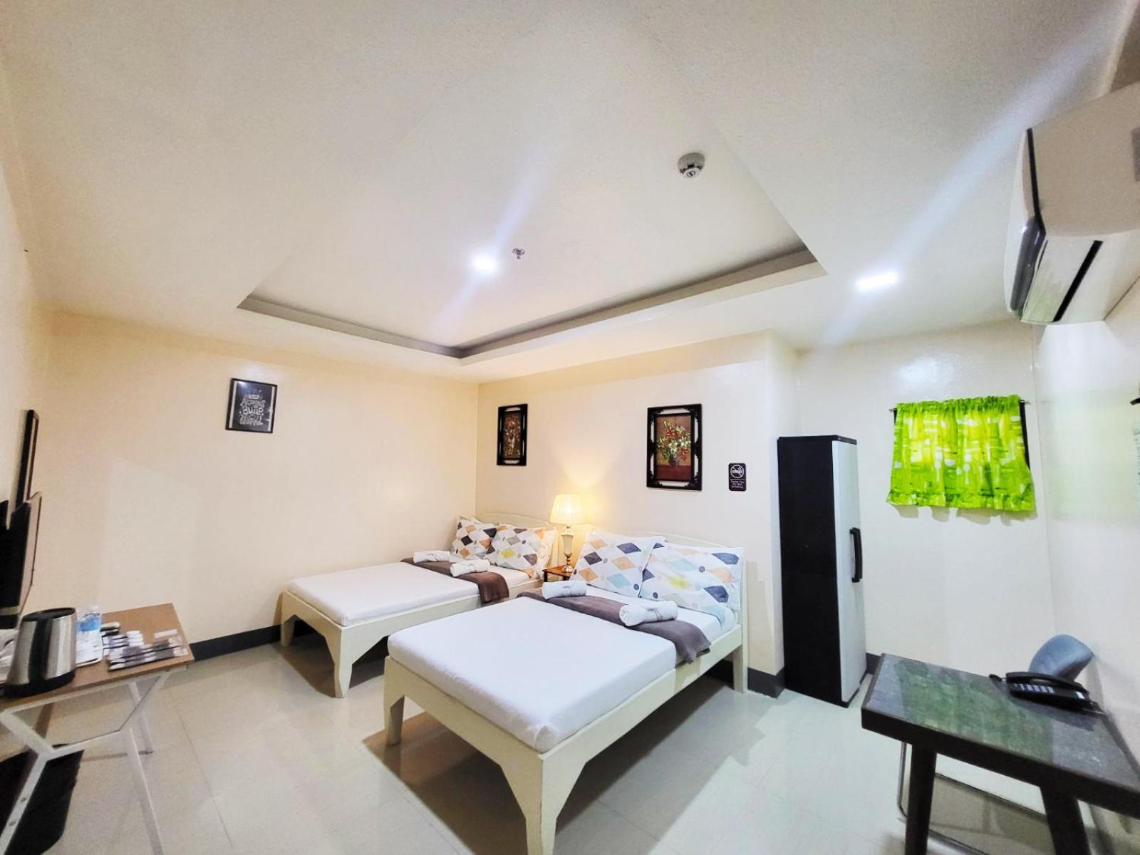 B&J Guesthouse And Tours Tagbilaran City Ngoại thất bức ảnh