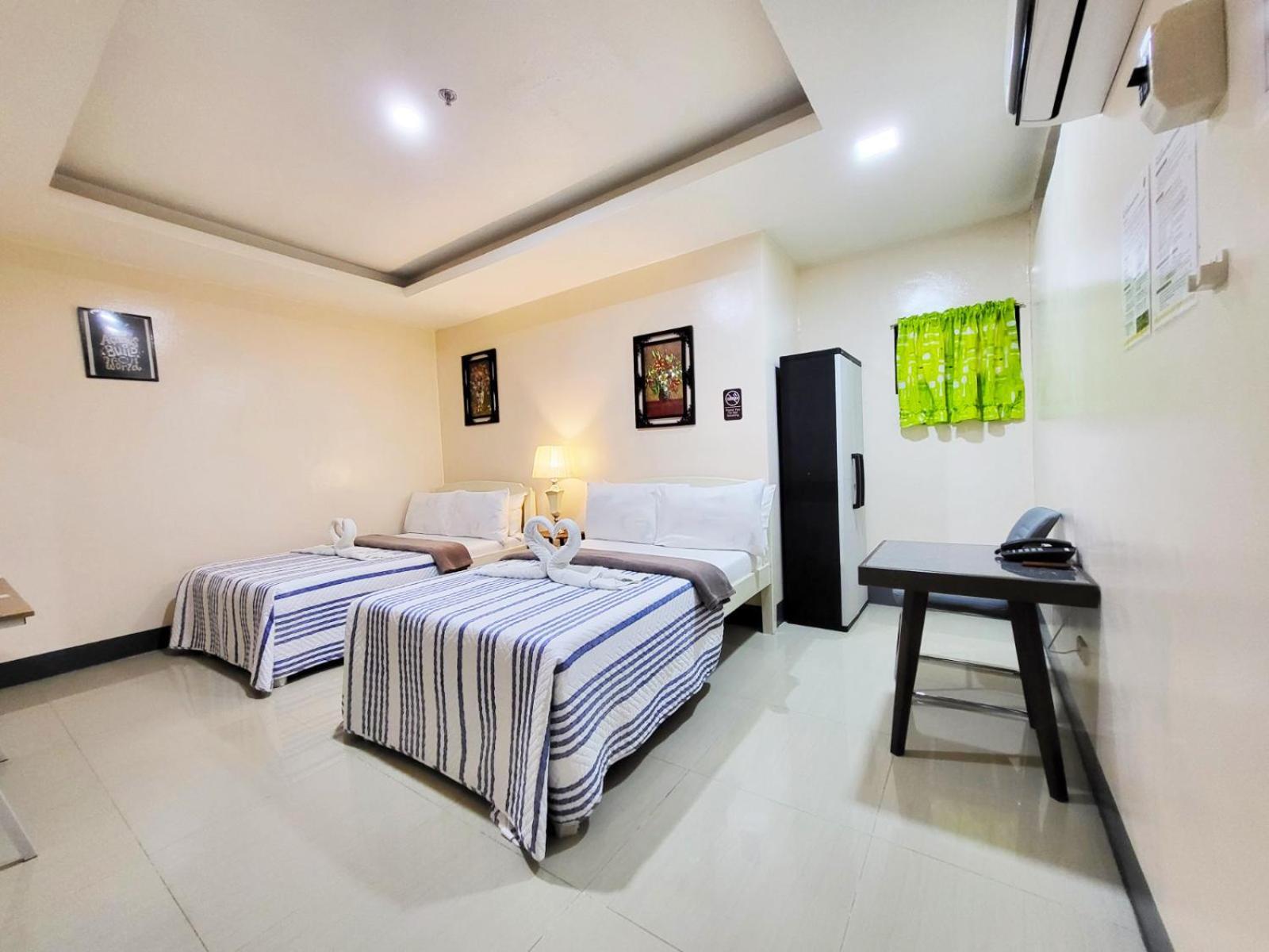 B&J Guesthouse And Tours Tagbilaran City Ngoại thất bức ảnh