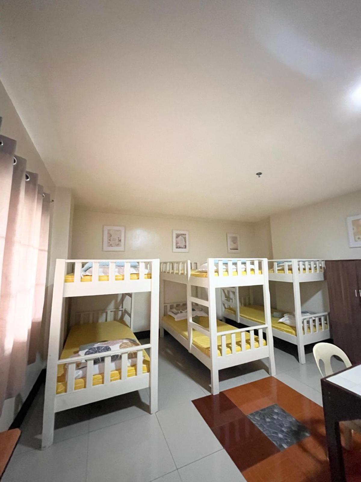 B&J Guesthouse And Tours Tagbilaran City Ngoại thất bức ảnh